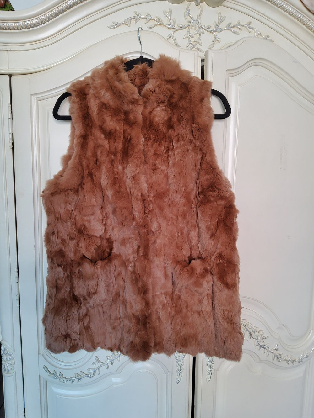 Rabbit Fur Plush Vest - Rustic Brown Sleeveless Coat